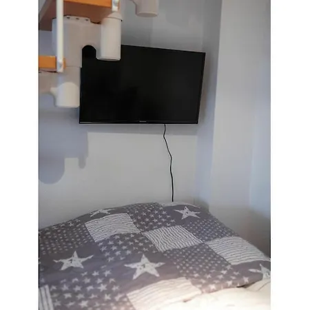 With 2 Bedrooms Dorumer Neufeld