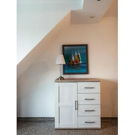 With 2 Bedrooms Casa de Férias Dorumer Neufeld